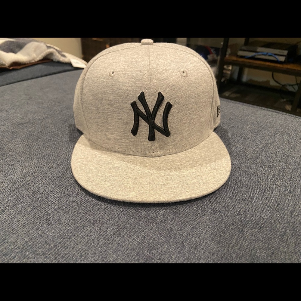 Gray new era hat size 7 3/8